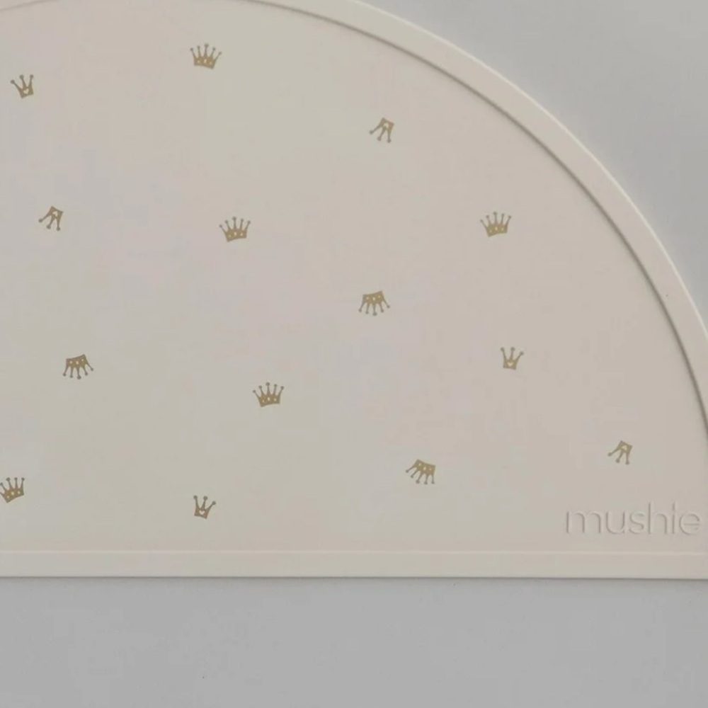 Mushie silicon baby place mat -crowns